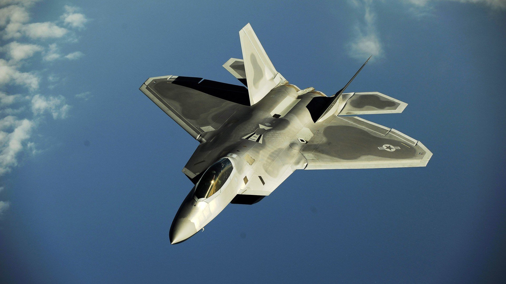 《传统体育与电竞融合：新合作开启双赢局面》，电竞比赛和传统体育比赛区别