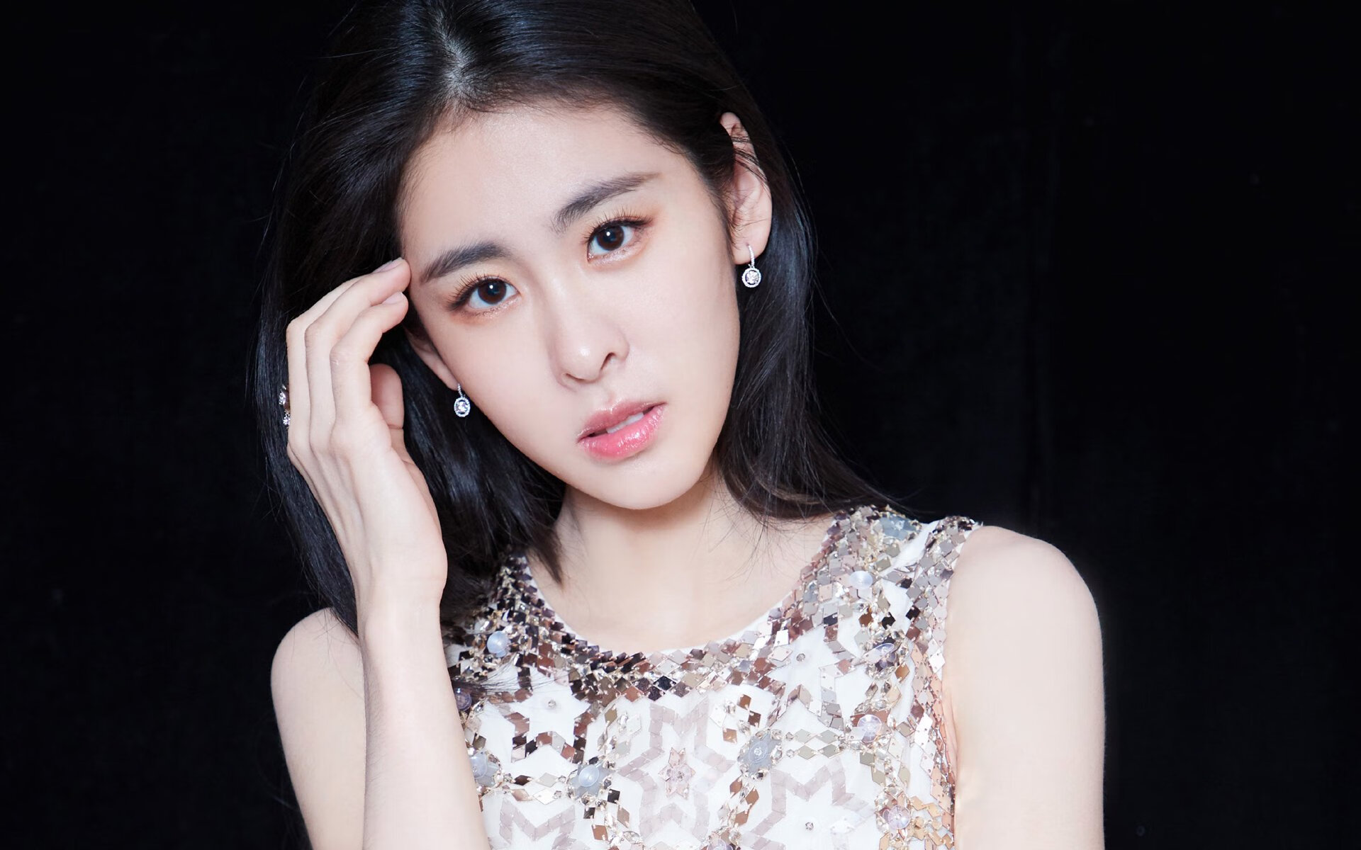 国足主帅亲自指导青训核心课程，国足主帅亲自指导青训核心课程视频