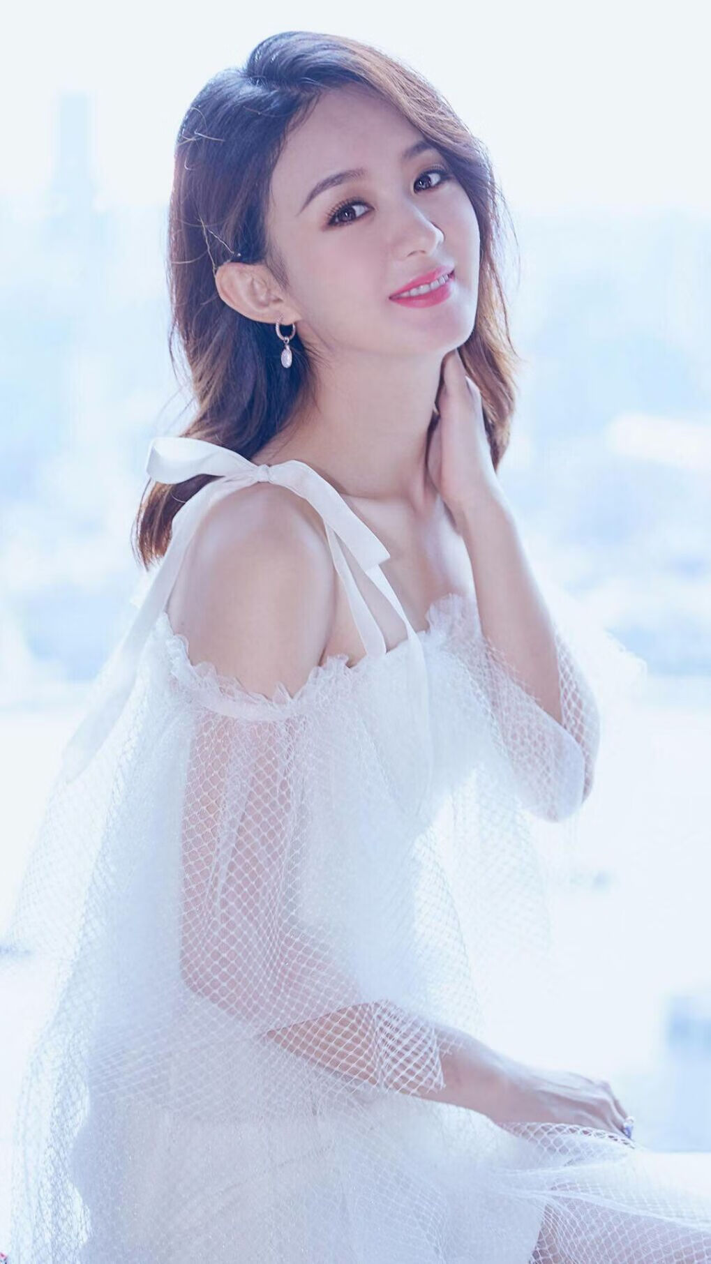 广州恒大客场逆转大连一方，取得三连胜，广州恒大和大连一方比赛直播