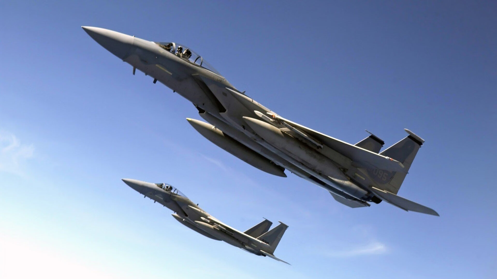 天津男篮主打速度快攻风格独树一帜，天津男篮战绩